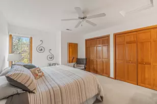 2215 Circle Ridge, Delafield, WI 53018 - Photo 20