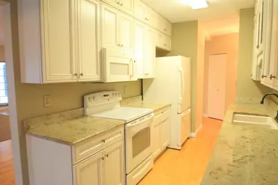 333  Lake Ave #502, Racine, WI 53403 - Photo 4