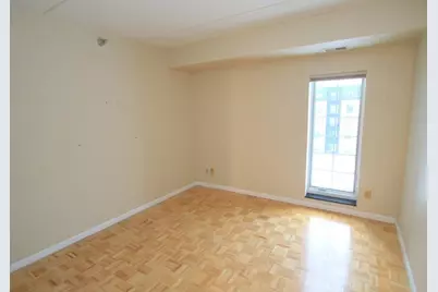 333  Lake Ave #502, Racine, WI 53403 - Photo 14