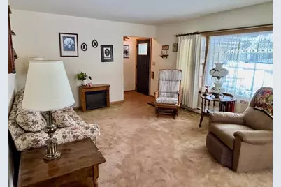 2703  Wilgus Ave, Sheboygan, WI 53081 - Photo 4