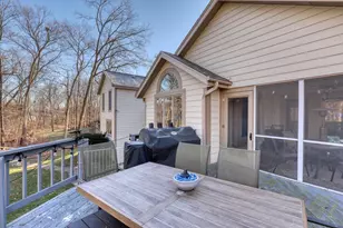 S77W19942 Holly Patch Ct, Muskego, WI 53150 - Photo 14