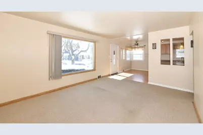 3819 S 53rd St, Milwaukee, WI 53220 - Photo 10