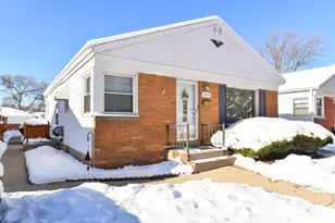 3819 S 53rd St, Milwaukee, WI 53220 - Photo 4