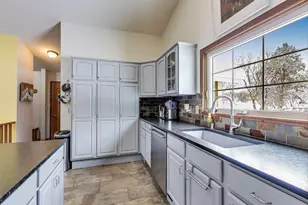 W312S8869 Cherokee Pass, Mukwonago, WI 53149 - Photo 18