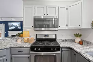 1085 Lakeland Dr, Geneva, WI 53147 - Photo 32