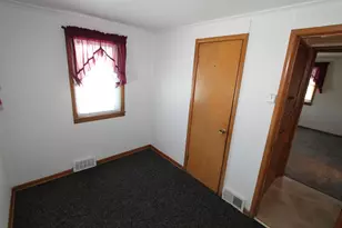 6104 Water St, Lyons, WI 53105 - Photo 10