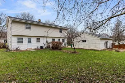 N39W5483  Wilshire Dr, Cedarburg, WI 53012 - Photo 20