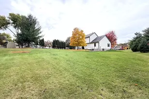 198 Cramer Ave, Dousman, WI 53118 - Photo 42