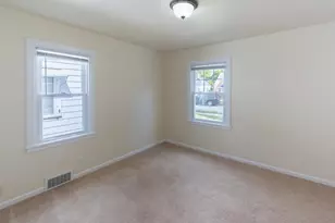 7208 33rd Ave, Kenosha, WI 53142 - Photo 6