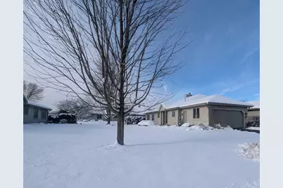 W174N8125  Shady Ln, Menomonee Falls, WI 53051 - Photo 2