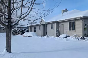 W174N8125 Shady Ln, Menomonee Falls, WI 53051 - Photo 22