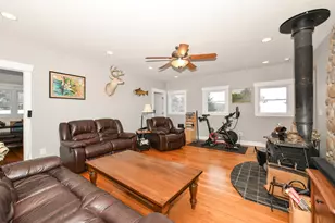 4222 Maple Dr, Delavan, WI 53115 - Photo 12