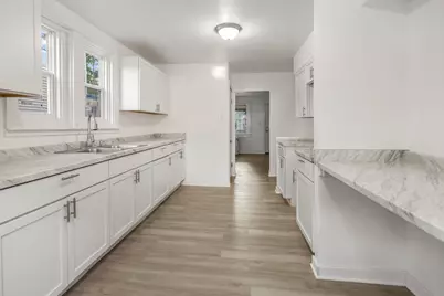 5336 N 47th St, Milwaukee, WI 53218 - Photo 6