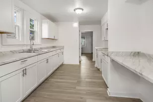 5336 N 47th St, Milwaukee, WI 53218 - Photo 6