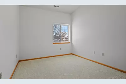 2145  Broken Hill Rd #8, Waukesha, WI 53188 - Photo 20