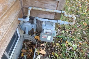 6233 S Avalon St, Milwaukee, WI 53221 - Photo 8