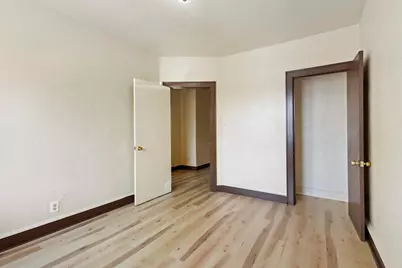 2613 W Capitol Dr, Milwaukee, WI 53206 - Photo 18