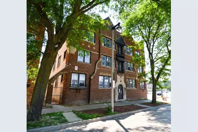 2613 W Capitol Dr, Milwaukee, WI 53206 - Photo 1