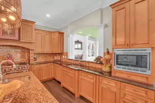 106 Michigan Ct, Racine, WI 53402 - Photo 14