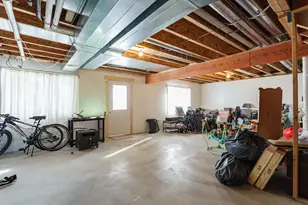 928 Broadmoore Dr, Hartford, WI 53027 - Photo 28