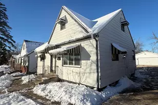 4334 W Eggert Pl., Milwaukee, WI 53218 - Photo 2