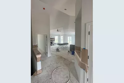 N75W24746  Lauren Dr, Sussex, WI 53089 - Photo 2