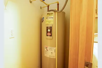 327 E Clay St #21, Whitewater, WI 53190 - Photo 14