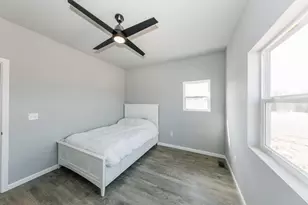 680 Hillside Ln, Cedarburg, WI 53012 - Photo 20