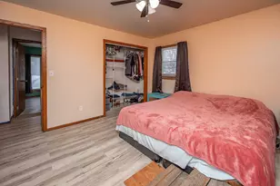 517 Fox Knoll Dr, Racine, WI 53185 - Photo 16