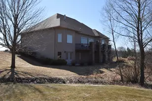N6393 Tradewinds Cir, Beaver Dam, WI 53916 - Photo 4