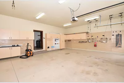 N6393  Tradewinds Cir, Beaver Dam, WI 53916 - Photo 38