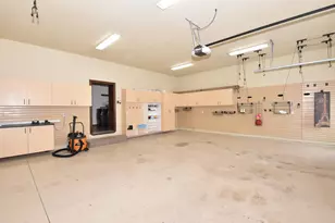 N6393 Tradewinds Cir, Beaver Dam, WI 53916 - Photo 36