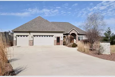 N6393  Tradewinds Cir, Beaver Dam, WI 53916 - Photo 44