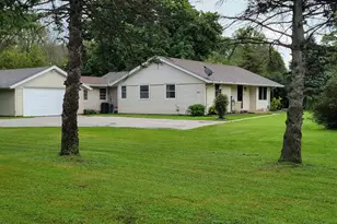 N6282 River Heights Dr, Plymouth, WI 53073 - Photo 24