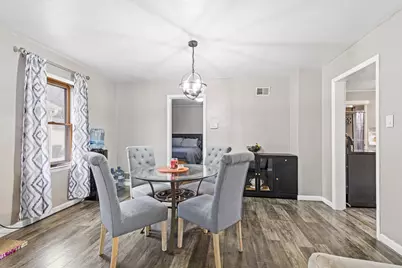 2352 S 79th St, West Allis, WI 53219 - Photo 6