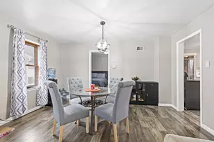 2352 S 79th St, West Allis, WI 53219 - Photo 6