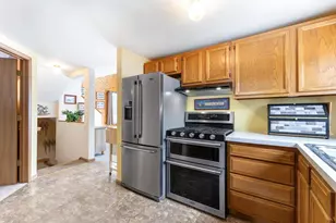 W7109 Dakota Ave, Springfield, WI 53964 - Photo 8