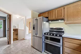 W7109 Dakota Ave, Springfield, WI 53964 - Photo 16