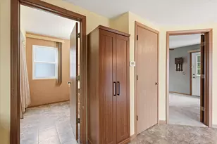 W7109 Dakota Ave, Springfield, WI 53964 - Photo 12