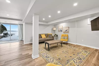 2201  Lakeshore Dr, Racine, WI 53139 - Photo 26