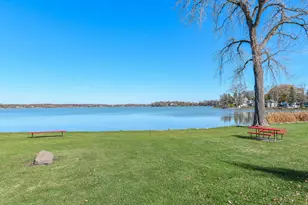 2201 Lakeshore Dr, Racine, WI 53139 - Photo 40