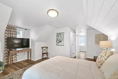 2201  Lakeshore Dr, Racine, WI 53139 - Photo 18