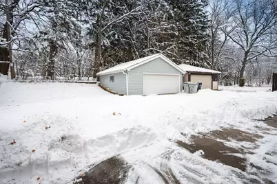 4640 W Brentwood Ct, Milwaukee, WI 53223 - Photo 32