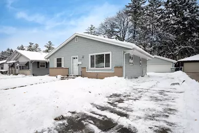 4640 W Brentwood Ct, Milwaukee, WI 53223 - Photo 2