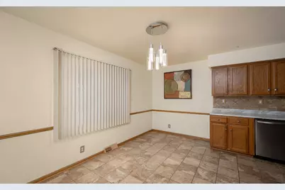 4640 W Brentwood Ct, Milwaukee, WI 53223 - Photo 16