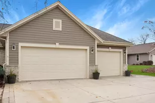 26545 Nordic Ridge Dr, Racine, WI 53185 - Photo 8