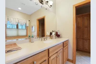 26545  Nordic Ridge Dr, Racine, WI 53185 - Photo 38