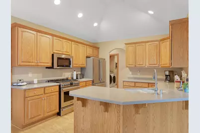 26545  Nordic Ridge Dr, Racine, WI 53185 - Photo 16