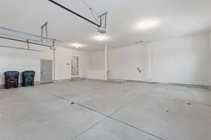 W229N3655 Sterling Ct, Pewaukee, WI 53072 - Photo 36