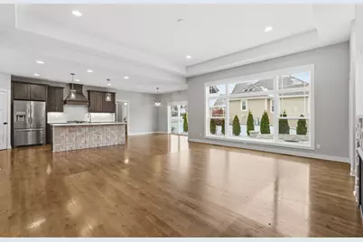 W229N3655  Sterling Ct, Pewaukee, WI 53072 - Photo 8